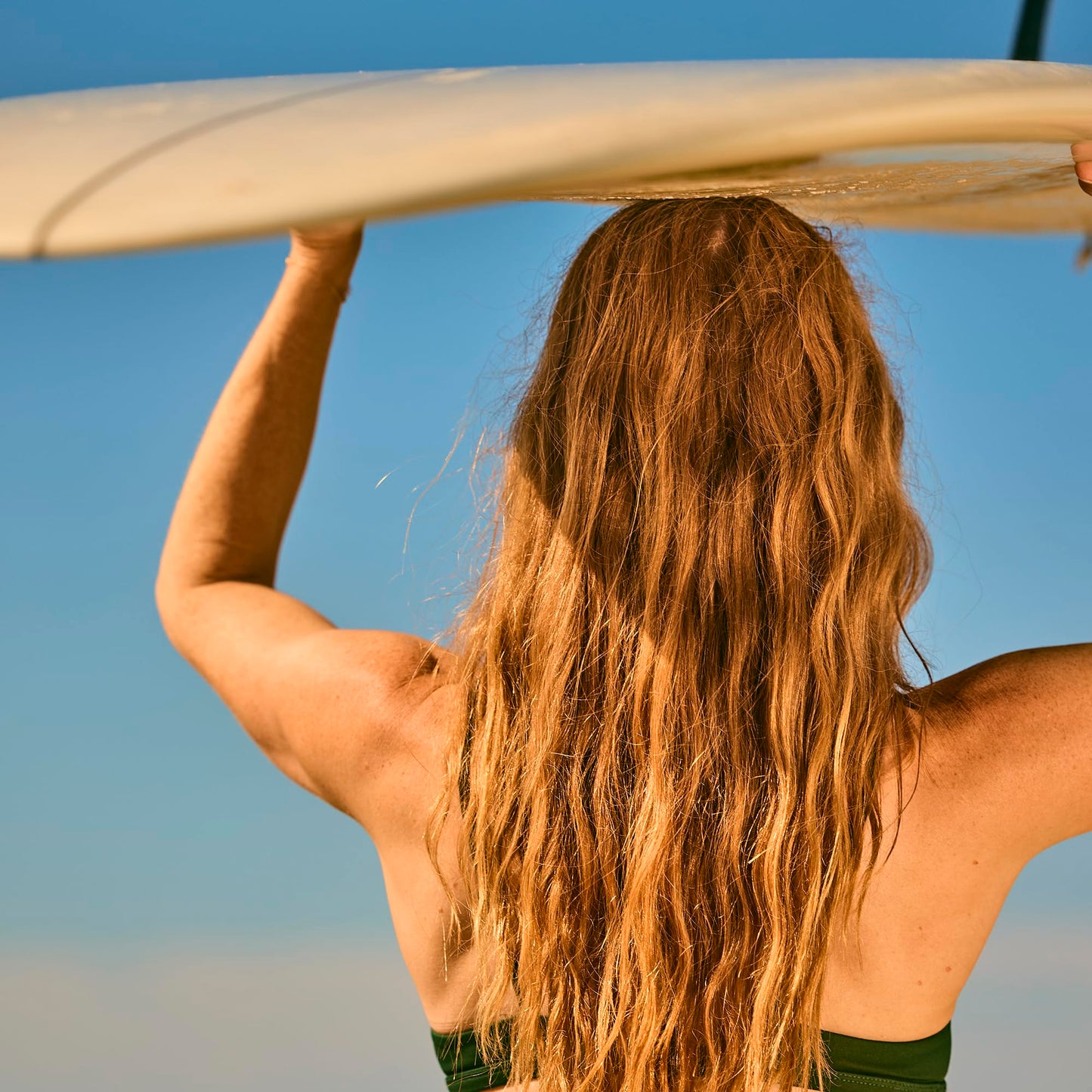 Bumble and bumble. Surf Sea Salt Spray | Volumizing | Adds Texture + Matte Finish,Wavy Straight,4.2 Fl Oz,(Pack of 2)