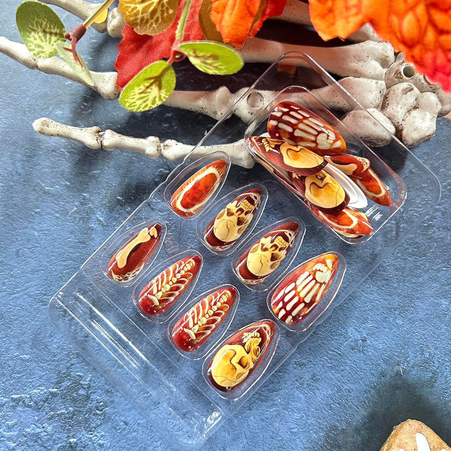 24Pcs Halloween Press on Nails Medium Almond White Skull Skeleton Hand Design Acrylic False Nail Full Cover Glossy Halloween Stick on Nails Press Ons Almond Glue on Nails for Women Festival Supplies