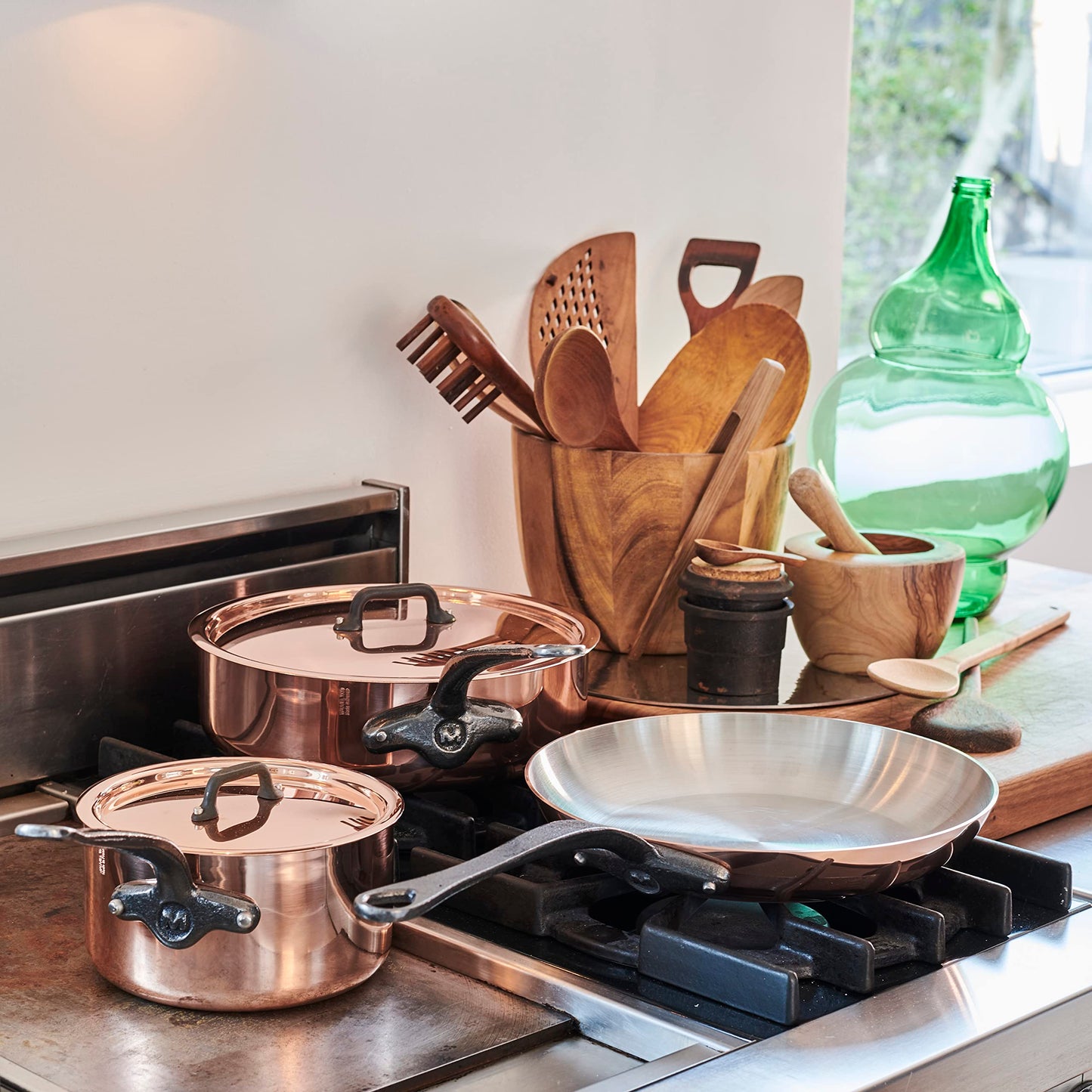 Mauviel M'Heritage 150 CI 1.5mm Polished Copper & Stainless Steel 2-Piece Frying Pan Set, And Cast Iron Handles, Made in France