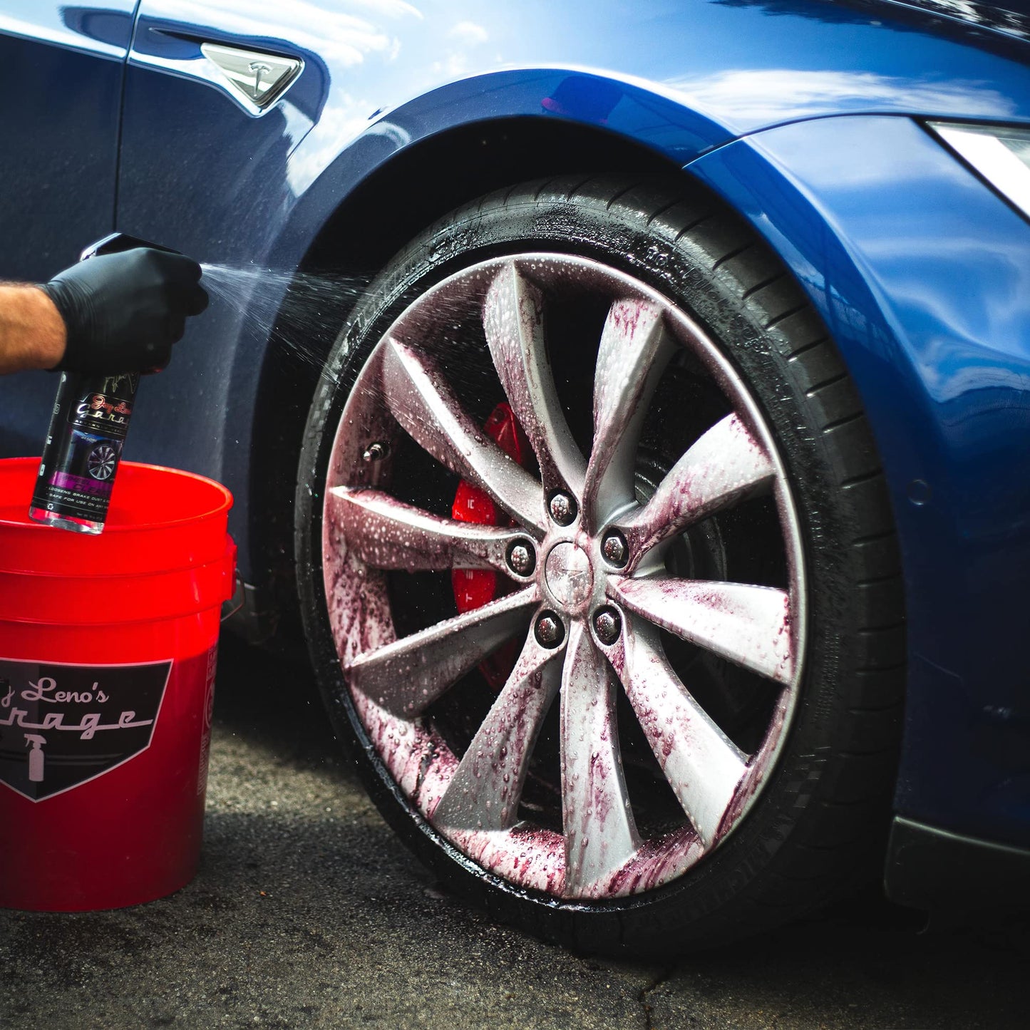 Jay Leno's Garage Car Detailing Kit with Bucket – Essential Car Cleaning Kit, Sprays, Liquids, Microfiber Towels, Applicators and Wash Mitt, All-in-One Car Detailing Kits for Interior & Exterior Care