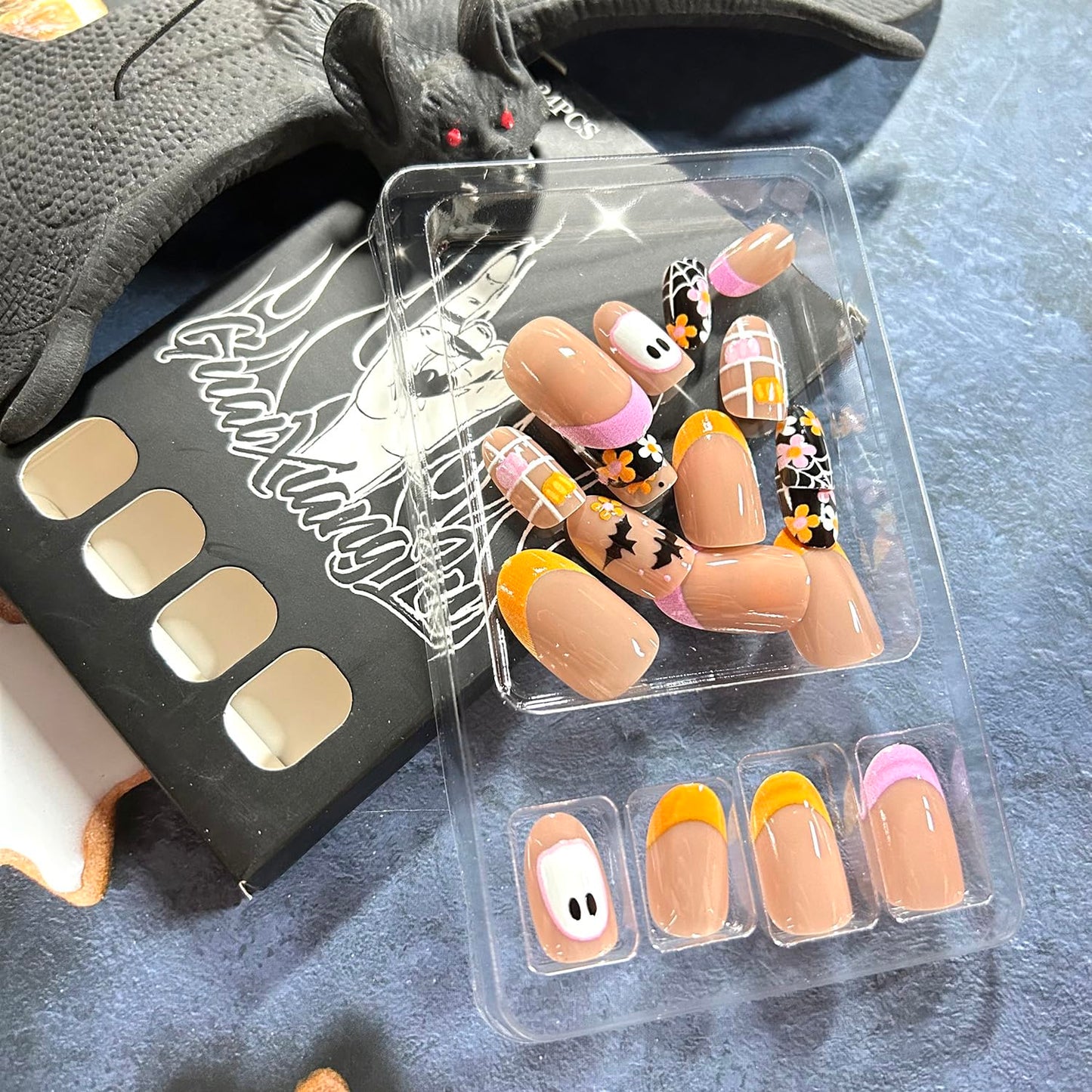 CJDLTS Halloween Press on Nails Short Almond Cute Ghost False Nail Acrylic Artificial Fingernails Flowers Bat Design Full Cover Glossy Festival French Stick on Nails for Women Supplies 24Pcs