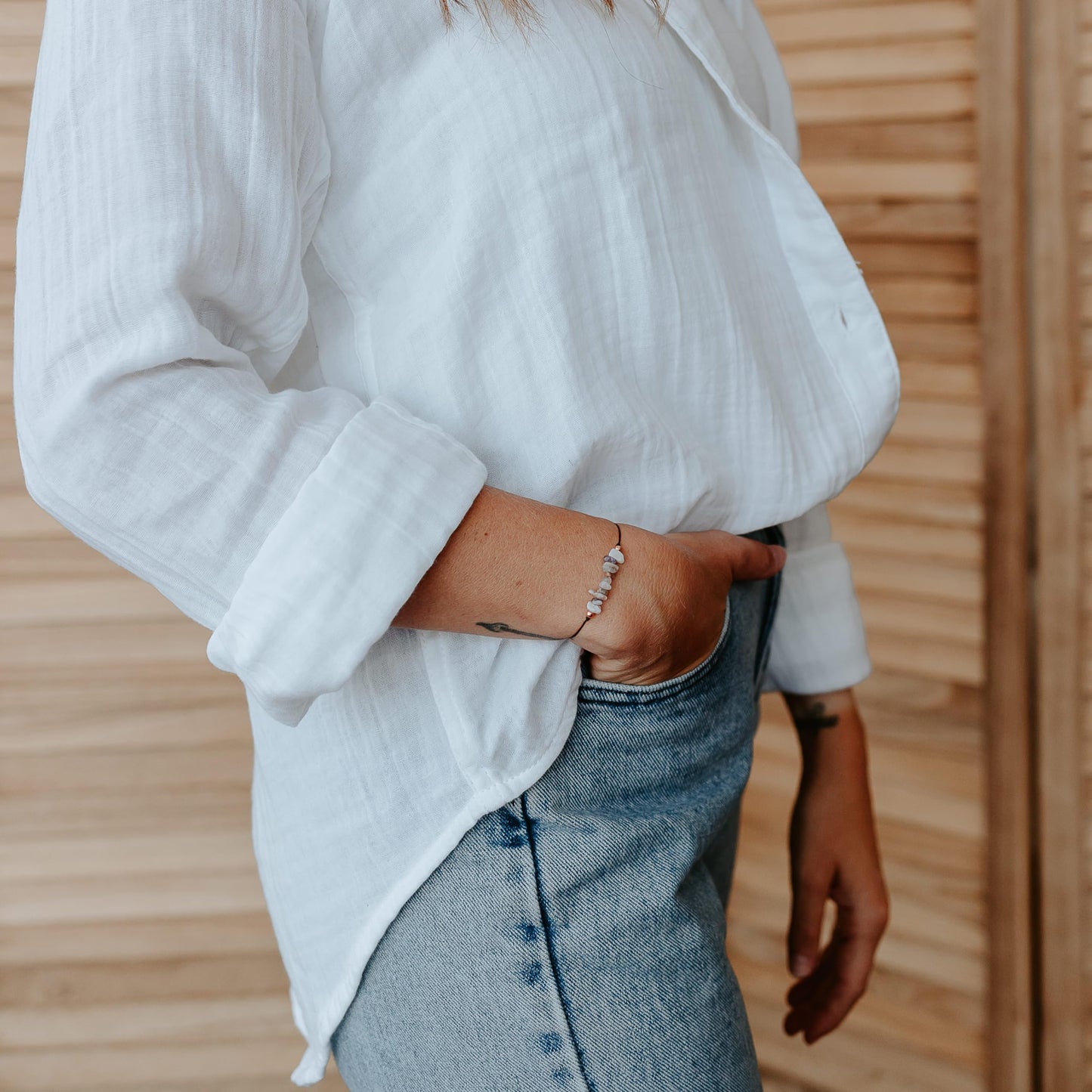 The Blue Yogi Comfort Crystal Bracelet with Natural Gemstones & Copper, Reiki Infused Unisex Wish Band with Adjustable Tie Closure