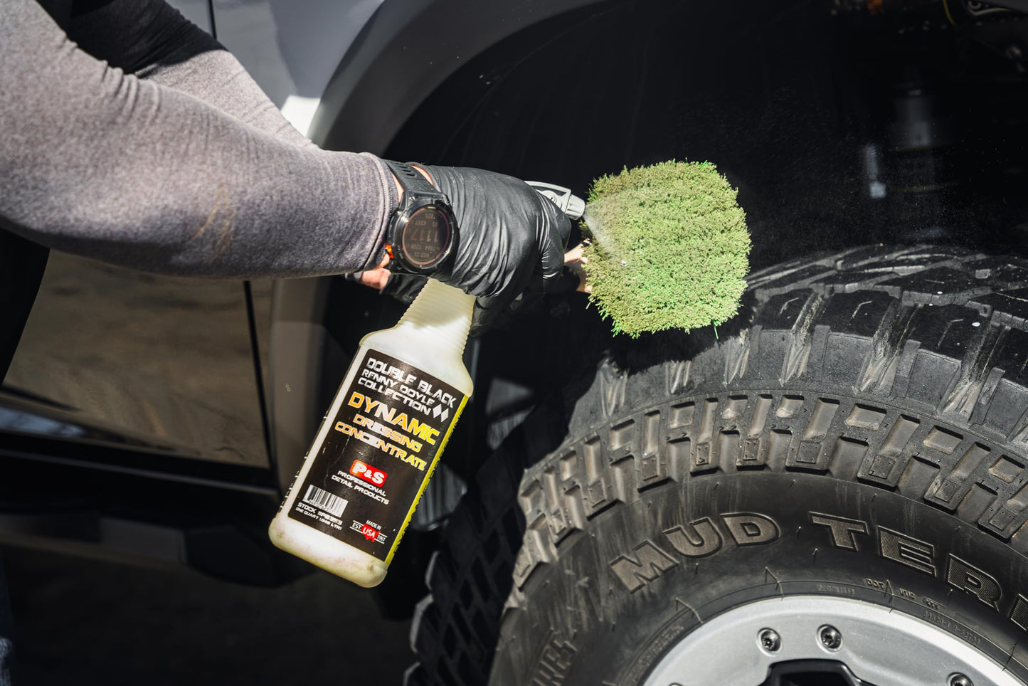P & S Professional Detail Products Dynamic Dressing Hyper Concentrate – Versatile Tire, Trim & Engine Dressing – Adjustable Gloss Finish & UV Protection - 1 Gallon