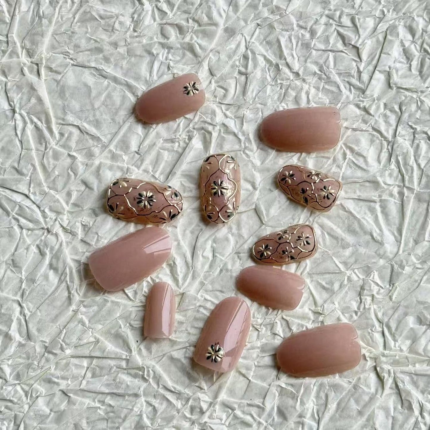 24pcs Nude Press on Nail Short Almond Fake Nails with Flower designs Full Cover Gold Foil Stick on Nail Glossy Luxury Press ones for Women Work Manicure