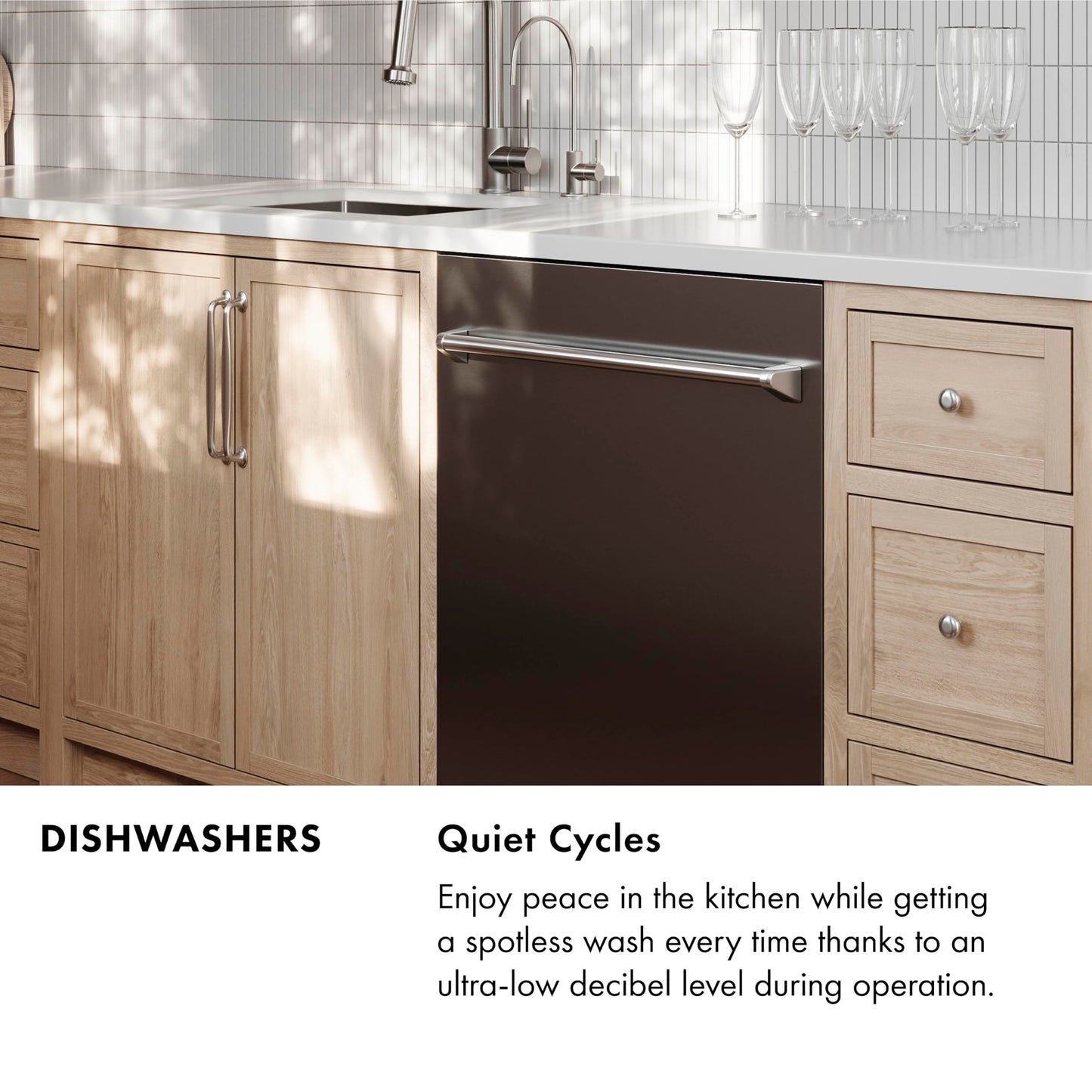 ZLINE 24" Monument Series 3rd Rack Top Touch Control Dishwasher in Stainless Steel with Stainless Steel Tub (DWMT-304-24)