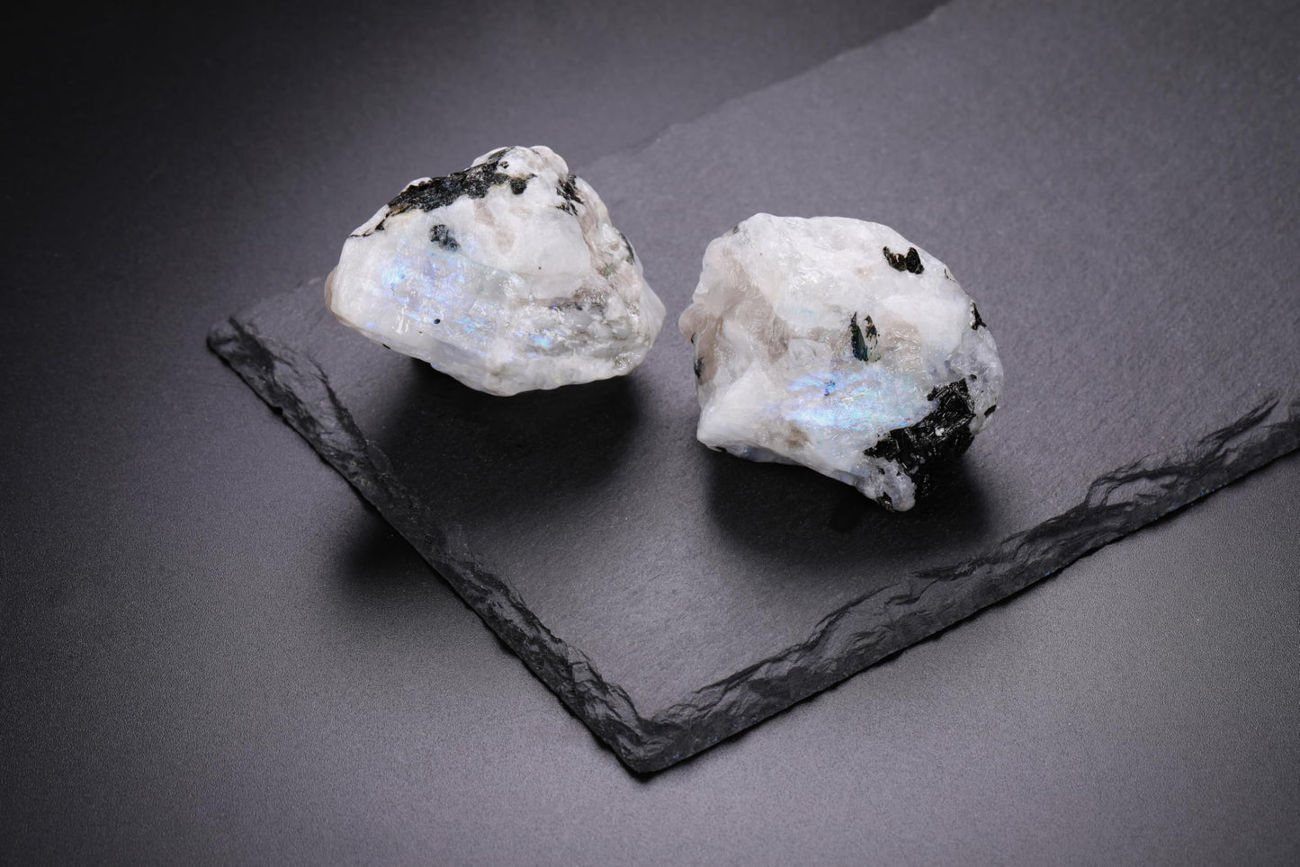 Jovivi 2pcs Raw Rainbow Moonstone Crystals,Large 1.6-2.2" Healing Crystals Natural Rough Stones Crystal for Tumbling, Cabbing, Home Decoration, Polishing, Wicca & Reiki
