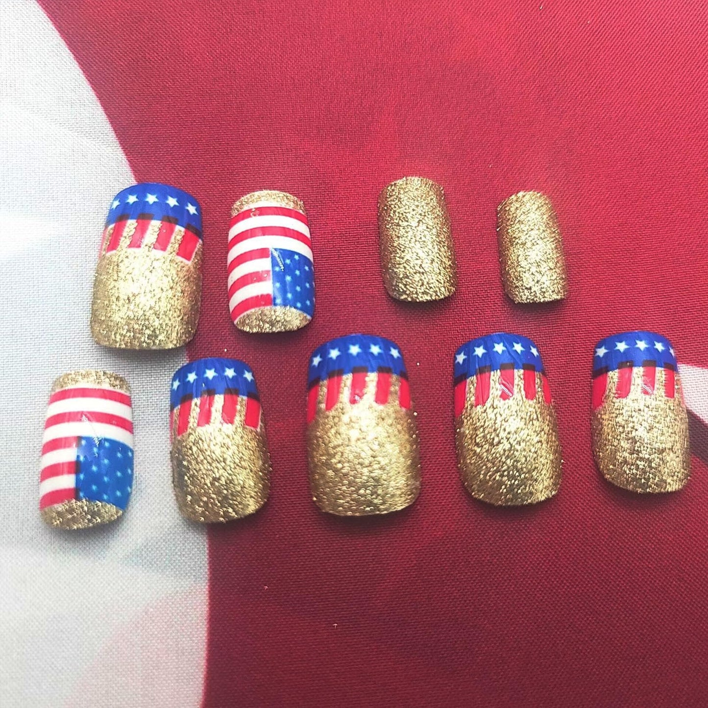 4th of July Press on Nails Medium Square Fake Nails National Flag Red Lines White Star Gold Glitter Designs Glossy Nails Press ons Fourth of July Acrylic Artificial Stick on Nails for Women 24Pcs