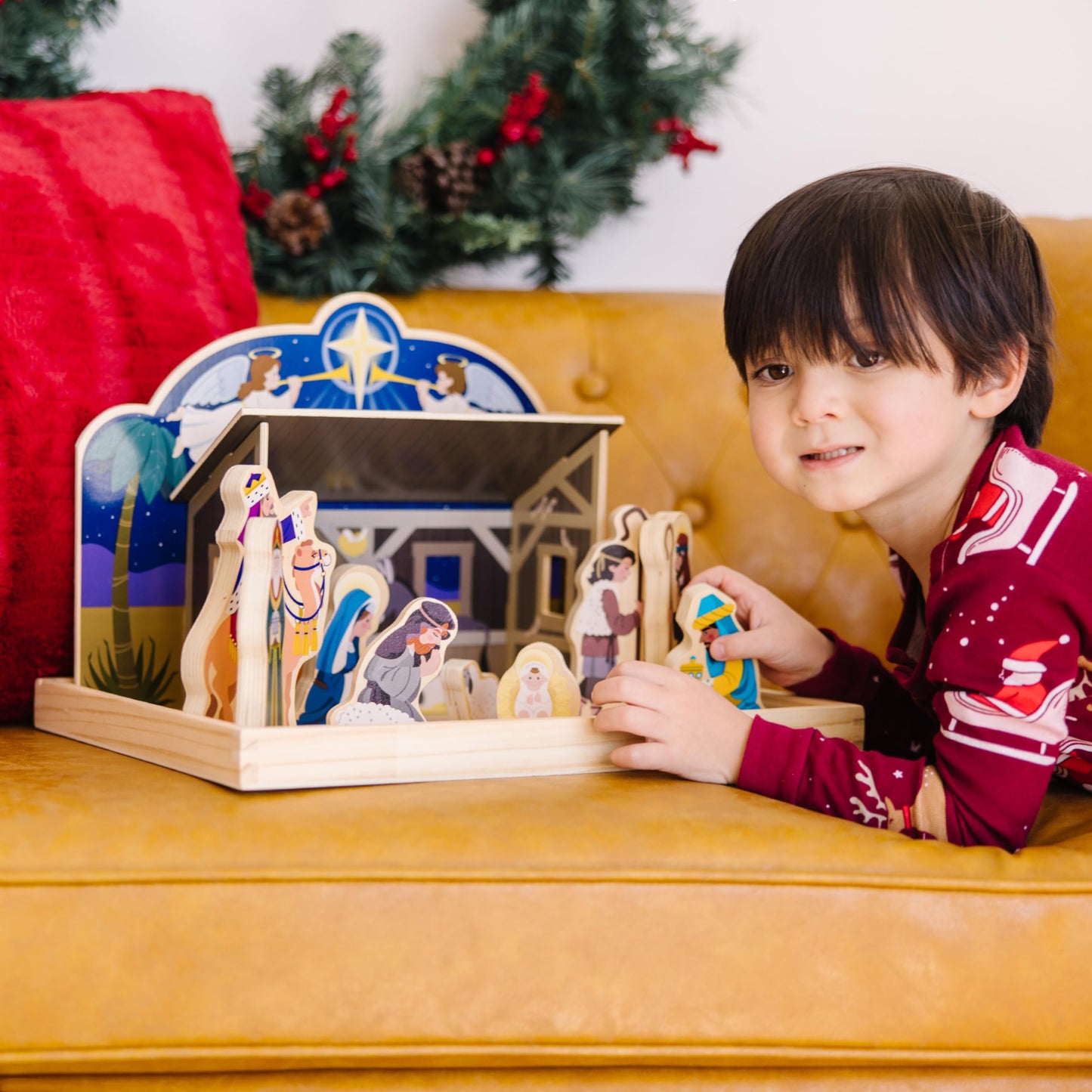 Melissa & Doug Classic Wooden Christmas Nativity Set with 4-Piece Stable and 11 Wooden Figures