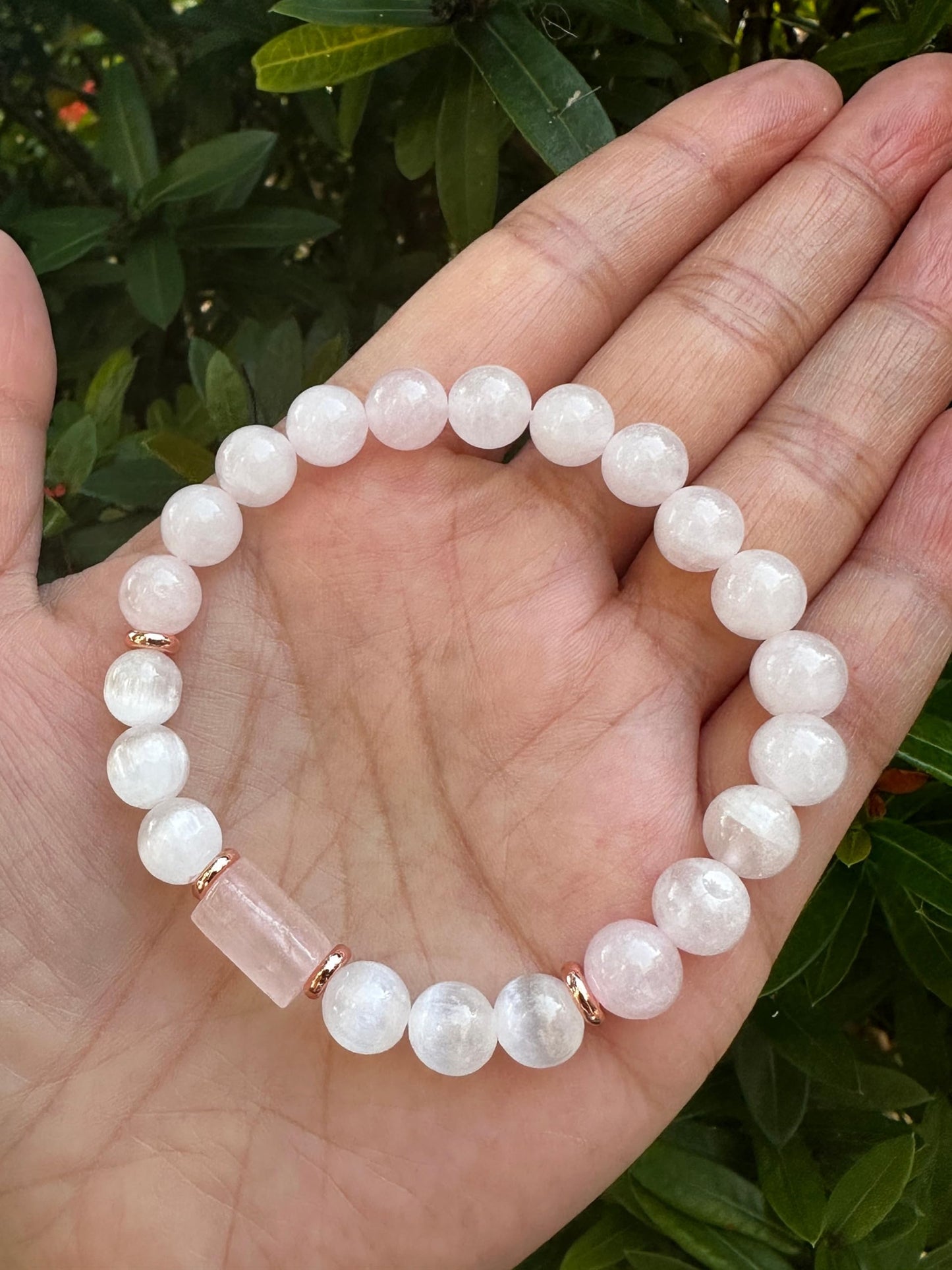 GAF TREASURES Rose Quartz and Selenite Crystal Bead Bracelet 8mm, Genuine Rose Quartz Cylinder with Copper Discs Stretch Gemstone Bracelet, Healing Crystal Bracelet, Gift for Men & Women (1)
