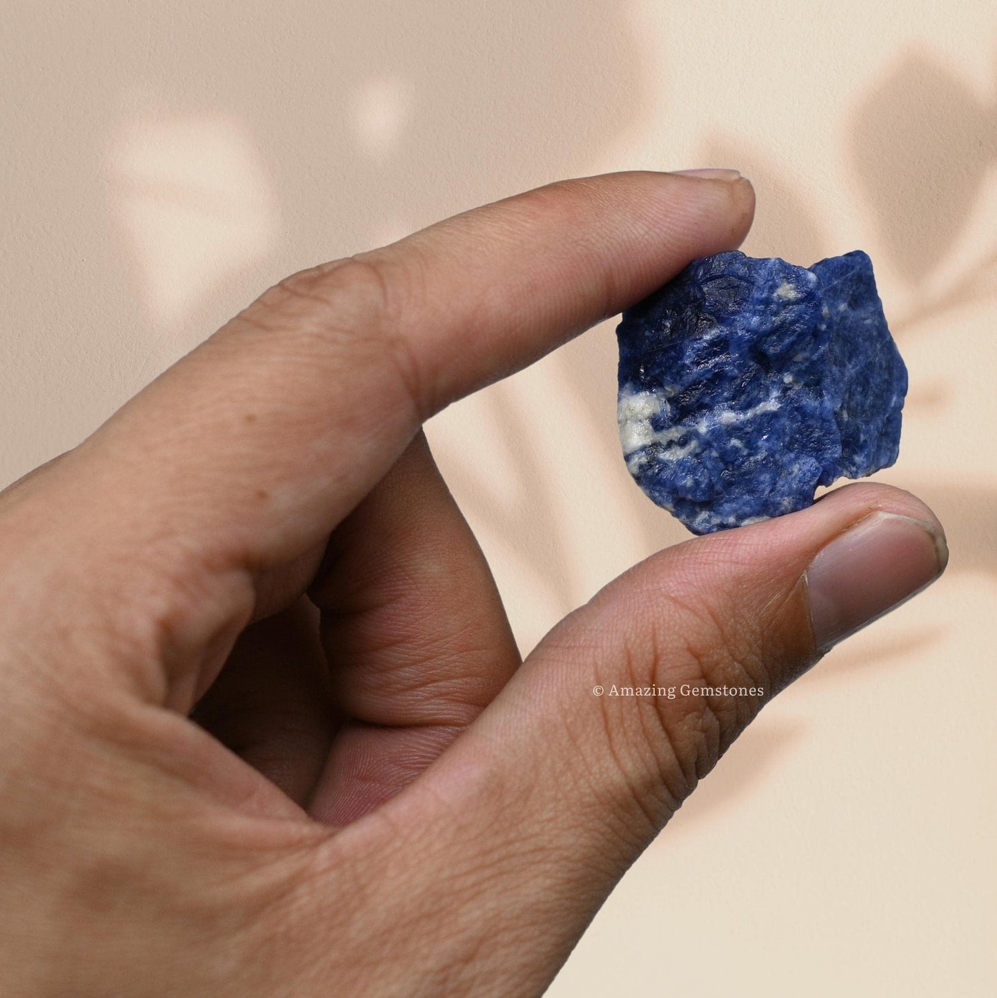 Amazing Gemstone Sodalite Raw Crystals and Healing Stones, Natural Rocks for Tumbling and DIY Raw Stones and Crystals (1 Piece)
