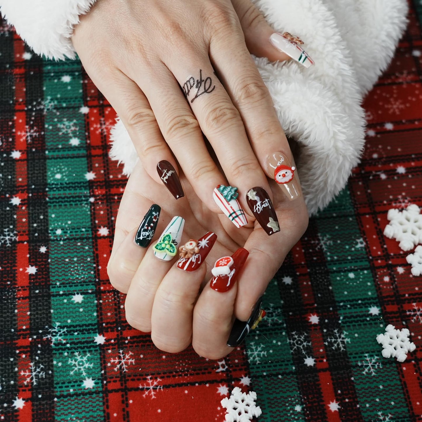 Tesytto Christmas Press on Nails Medium Coffin Colorful Fake Nails with Cute 3D Elk Santa Claus Xmas Trees Candy Canes Design Winter Handmade Acrylic Nails for New Year (Holiday Gifts,M)