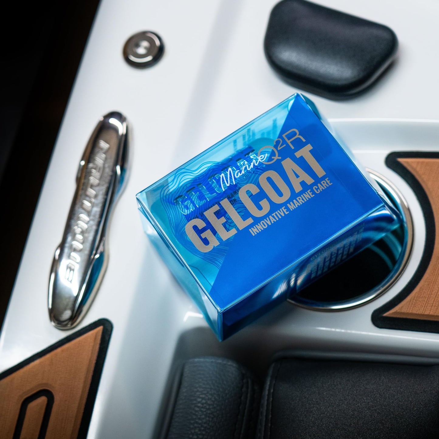Gyeon Marine Gelcoat Ceramic Coating – Ultra Gloss – sio2 Hard – Deep Shine - Single Layer – Water Spot Resistant - Extreme Durability 100ml - Ceramic Coating for Boats, Yachts & Watercrafts
