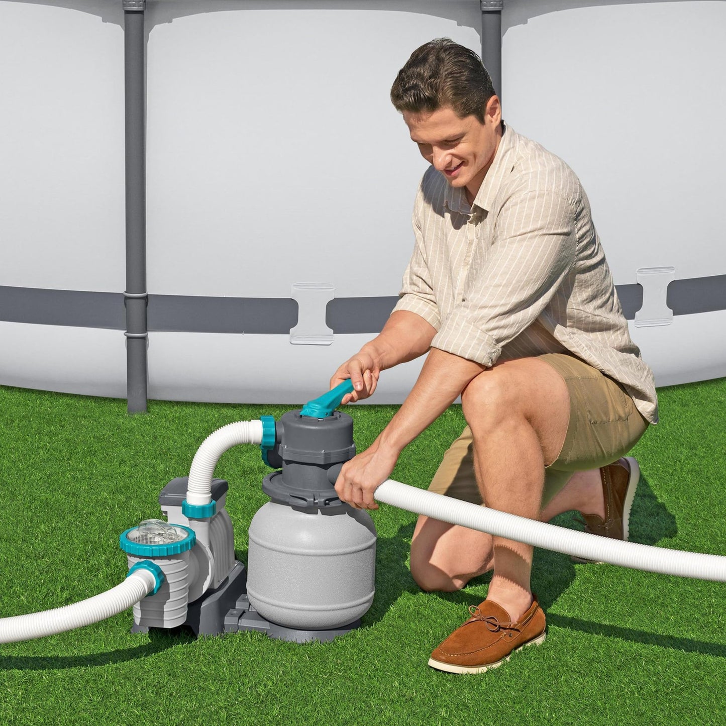 Bestway 1,500 Gallon Sand Filter Pump for 300 to 11,200 Gallon Above Ground Outdoor Swimming Pools with ChemConnect Clean Water Dispenser