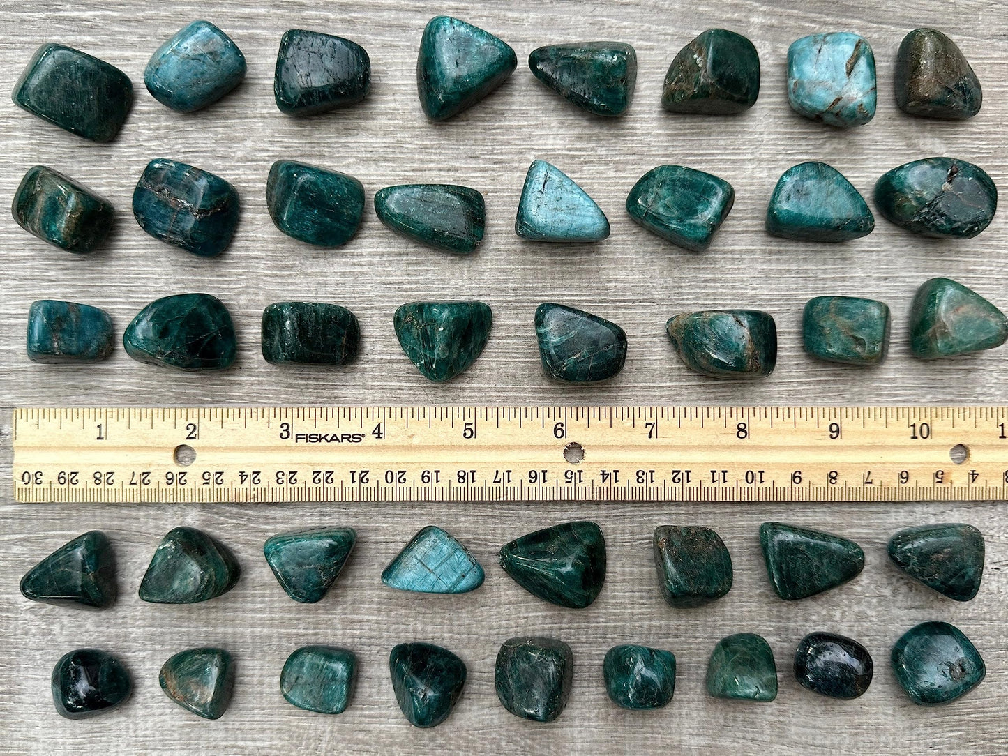 GAF TREASURES 5 Pcs Apatite Tumbled Stones, Polished Apatite Gemstone, Apatite Healing Crystals (Apatite)