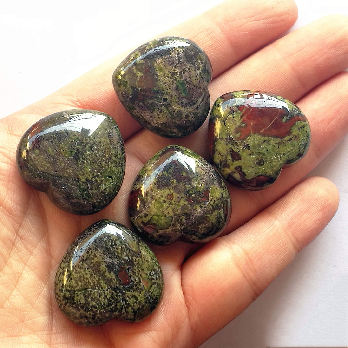 Bacatgem 3 Pcs Natural Dragon Blood Jasper Pocket Palm Thumb Healing Crystal Heart Love Worry Stones,1 inches Reiki Balancing Crystal and Healing Stones