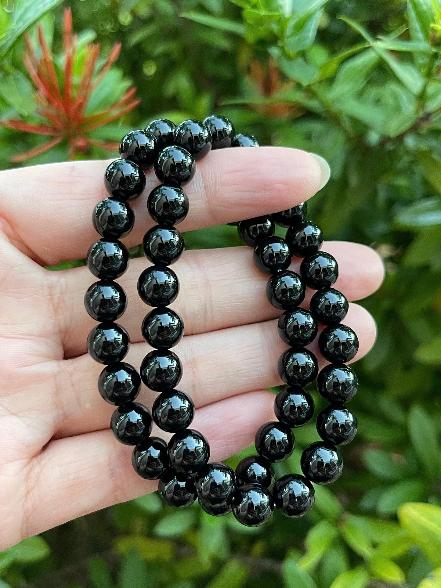 GAF TREASURES Black Onyx Crystal Bead Bracelet 8mm, Genuine Black Onyx Stretch Gemstone Bracelet, Healing Crystal Bracelet, Gift for Men & Women (1)