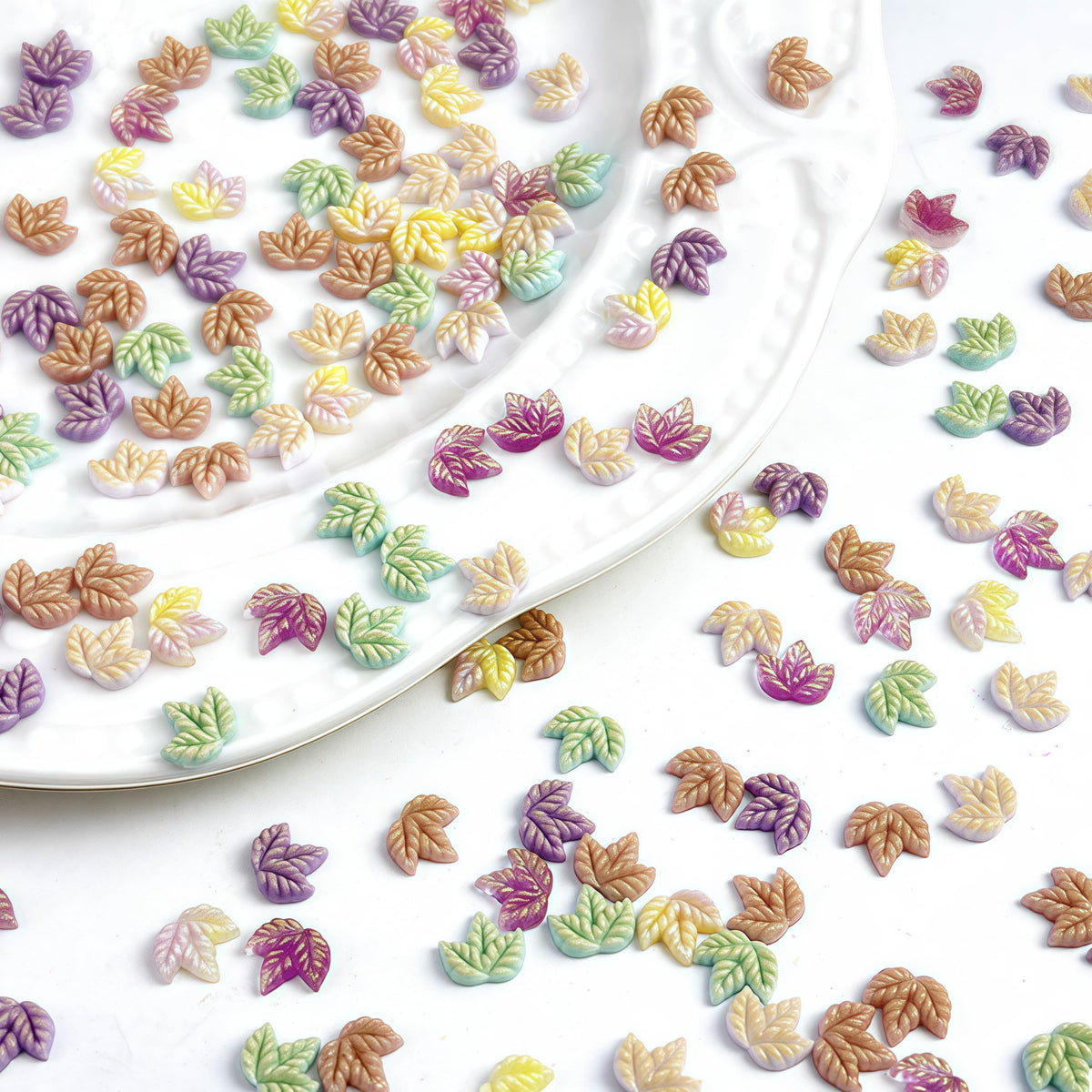100 Pcs Luminous Fall Nail Art Charms Mixed Color Resin Maple Leaves Nail Charms 3D with Night Light Fall Leaves Designs Nail Accessories Autumn Charms for Acrylic Nails DIY Thanksgiving Nail Supplies