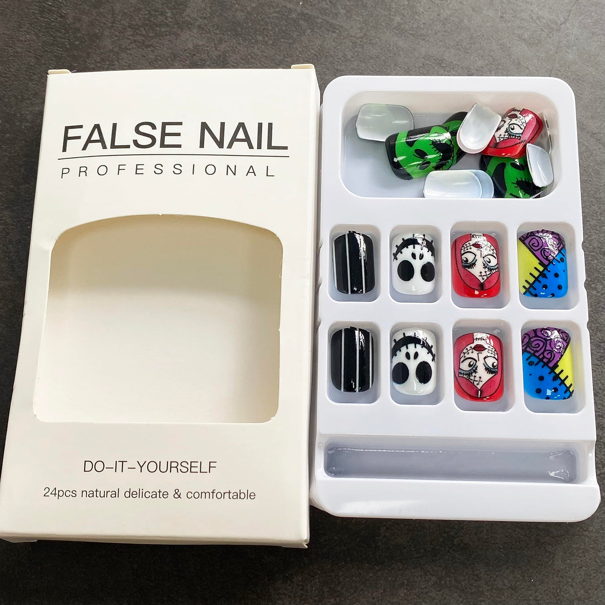 Halloween Press on Nails Square Short Fake Nails with Witch Patch Scary Face Designs Acrylic Stick on Nails Thriller Glue on Nails for Women Girls Party Cool Colorful Manicure24pcs