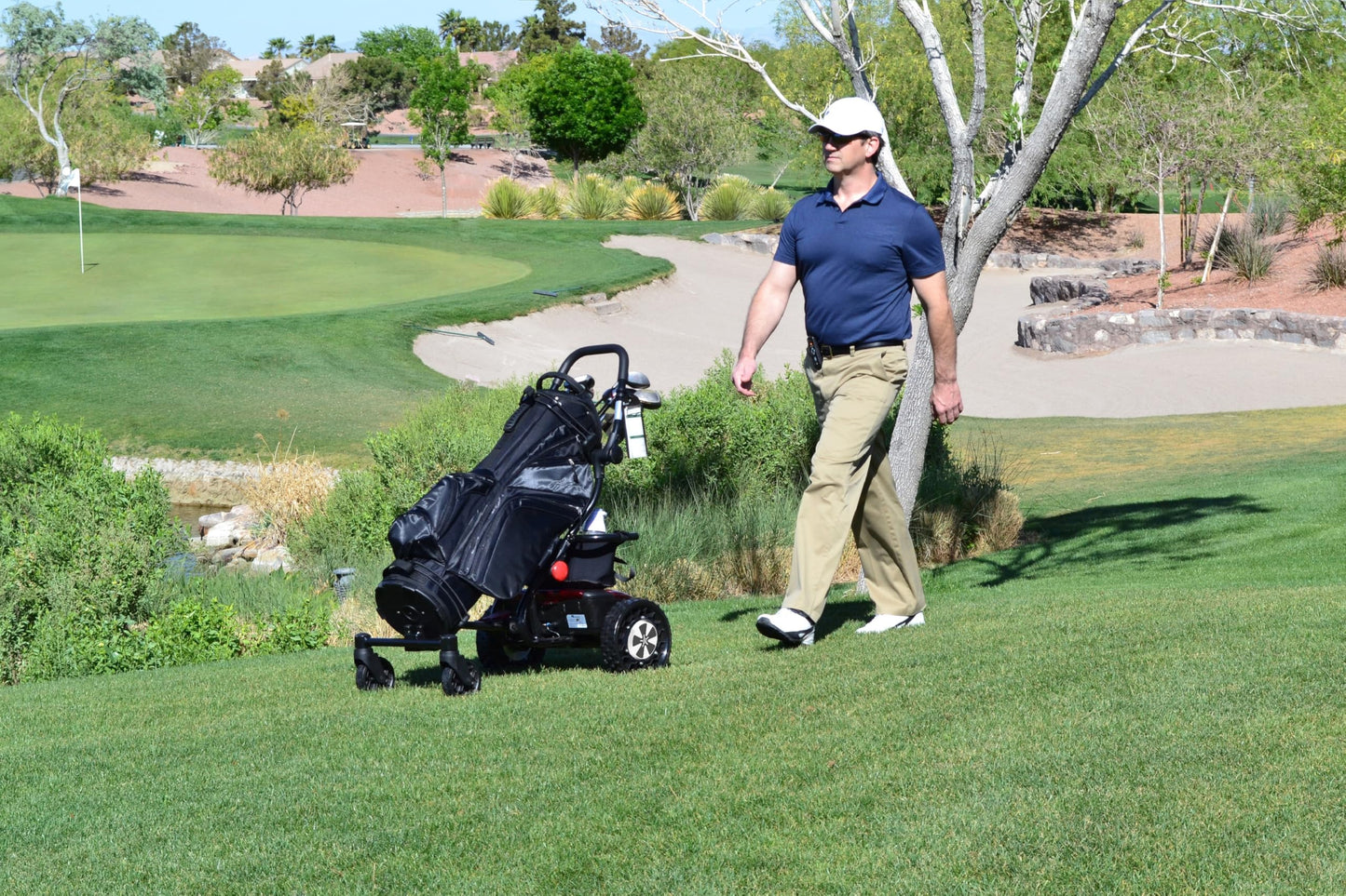 CaddyTrek R2 Black Remote Follow Golf Caddy