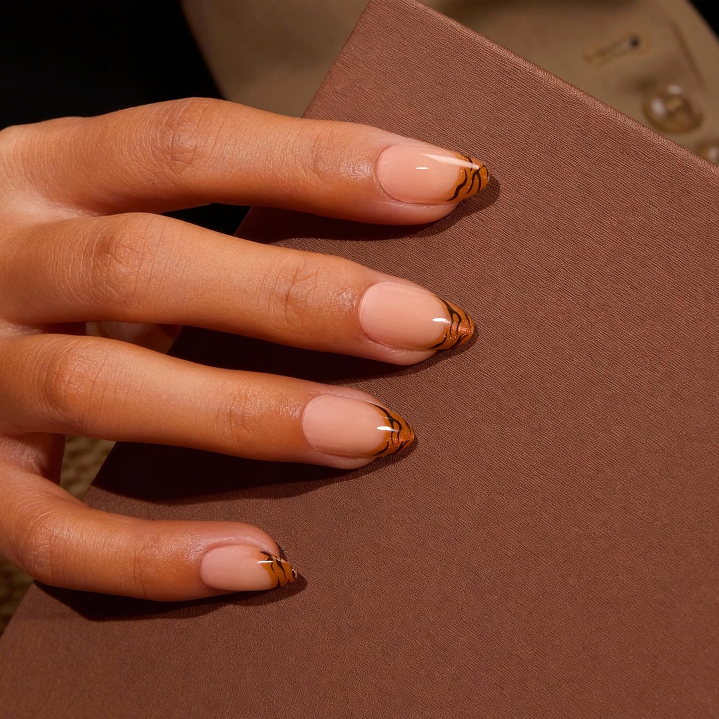 PILOLO Press On Nails Leopard Print, Almond Acrylic Press On Nails, Cheetah Print Fake Nails Glue On, Medium Full Cover Reusable Stick On False Nail Tips for Women Girls (Wild Tiger)