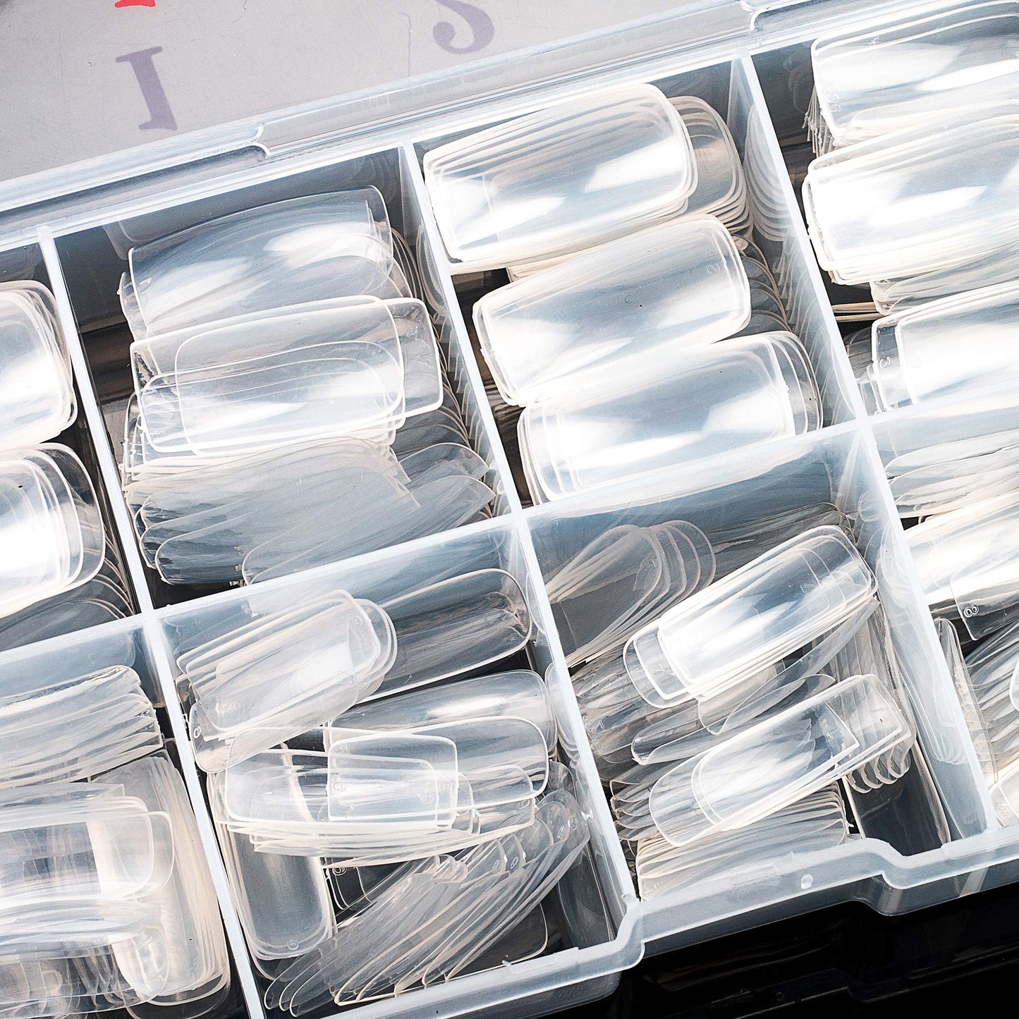 Full Cover Acrylic False Nail Tips, 500PCS Fake Nail Shape Artificial False Nails Tips 10 Sizes with Case for Nail Art Salons and Home DIY(Clear)