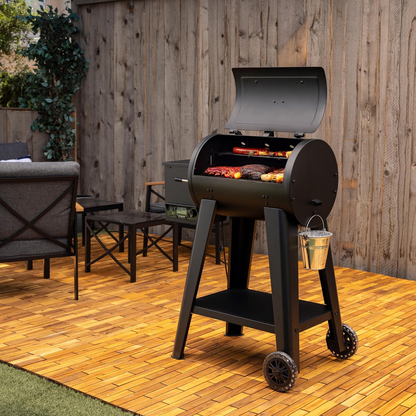 Pit Boss 500FB2 Pellet Grill, Matte Black - 11086