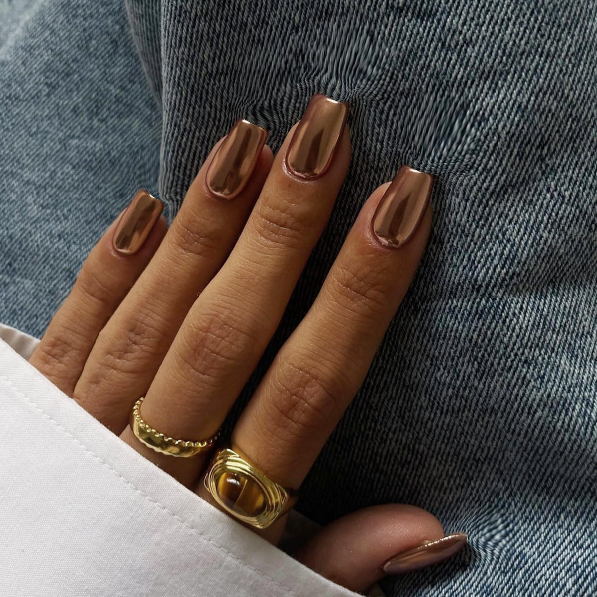 KQueenest Chrome Brown Press on Nails Short Medium Square, Glitter Bronze Fake Nails Press Ons, Sparkle Metallic Acrylic Nails Glue on, Glazed Gel Glue on Nails for Women Party Wear in 24 Pcs