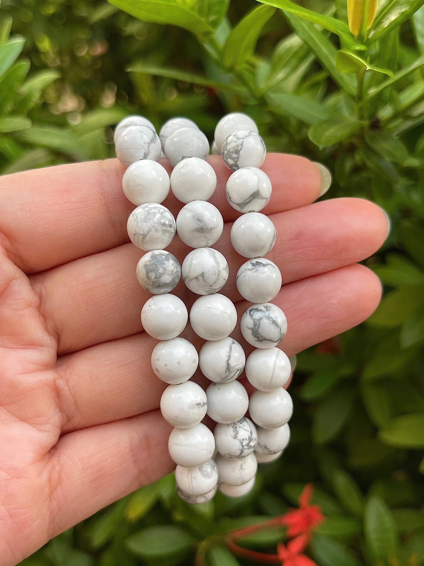 GAF TREASURES White Howlite Crystal Bead Bracelet 8mm, Genuine White Howlite Stretch Gemstone Bracelet, Healing Crystal Bracelet, Gift for Men & Women (1)