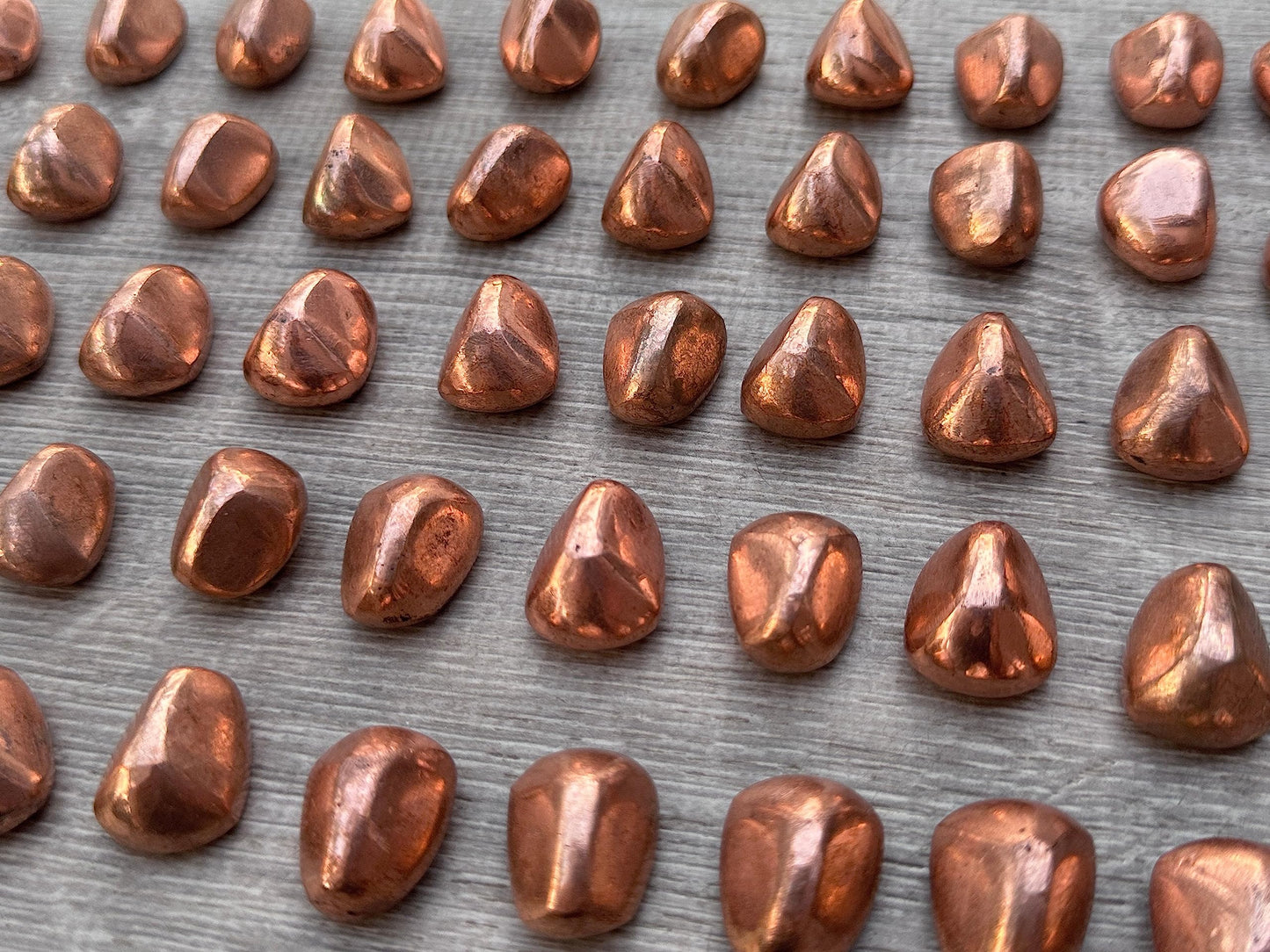 GAF TREASURES 5 Pcs Copper Tumbled Stones, Polished Natural Copper Gemstone, Copper Healing Crystals (Copper)