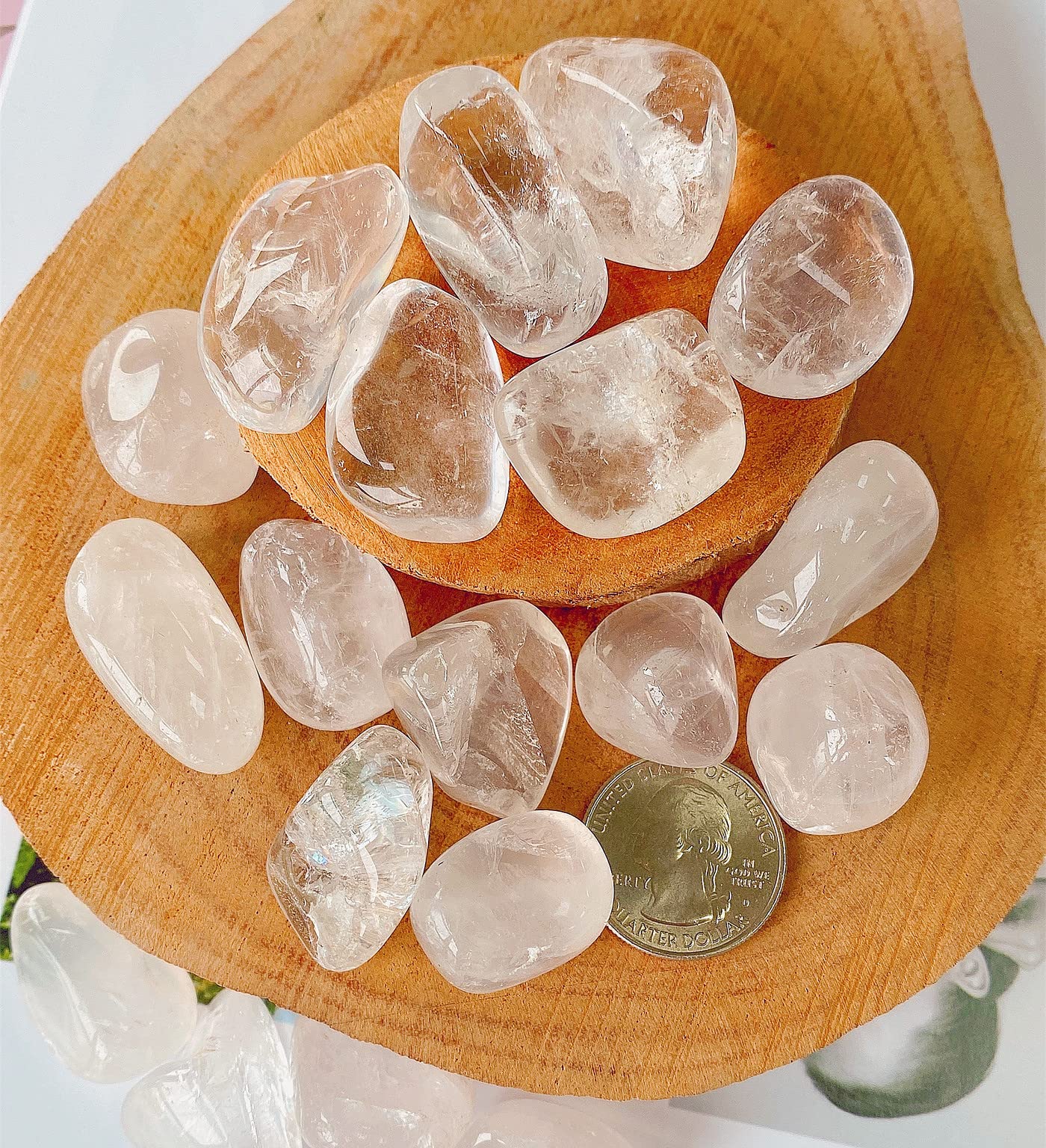 QINJIEJIE Clear Quartz Crystals Bulk (1000+ Carats) Polished Stone 0.6-1" Tumbled Stones Healing Crystal Reiki Decoration 0.45 lb 200G
