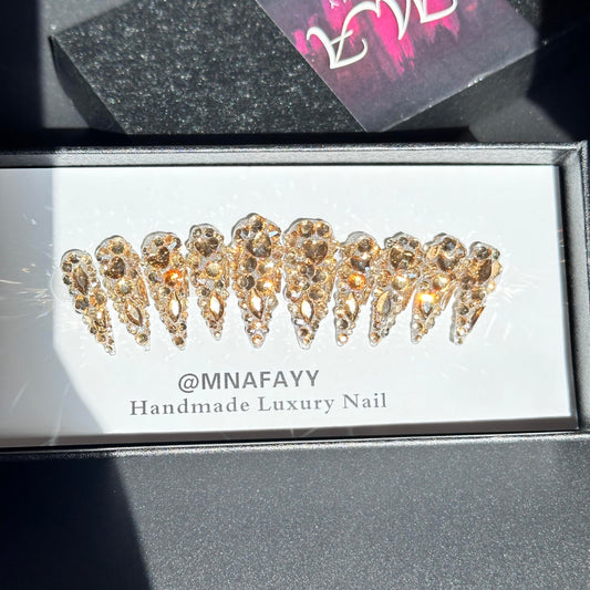 MNAFAYY Luxury Gems 100% Handmade Nails Gold Long Stiletto Press On Nails Full Cover 3D Rhinestone Crystal Gorgeous Reusable UV Finished Fake False Nails Acrylic Nail Kit With Box Gifts for Women M
