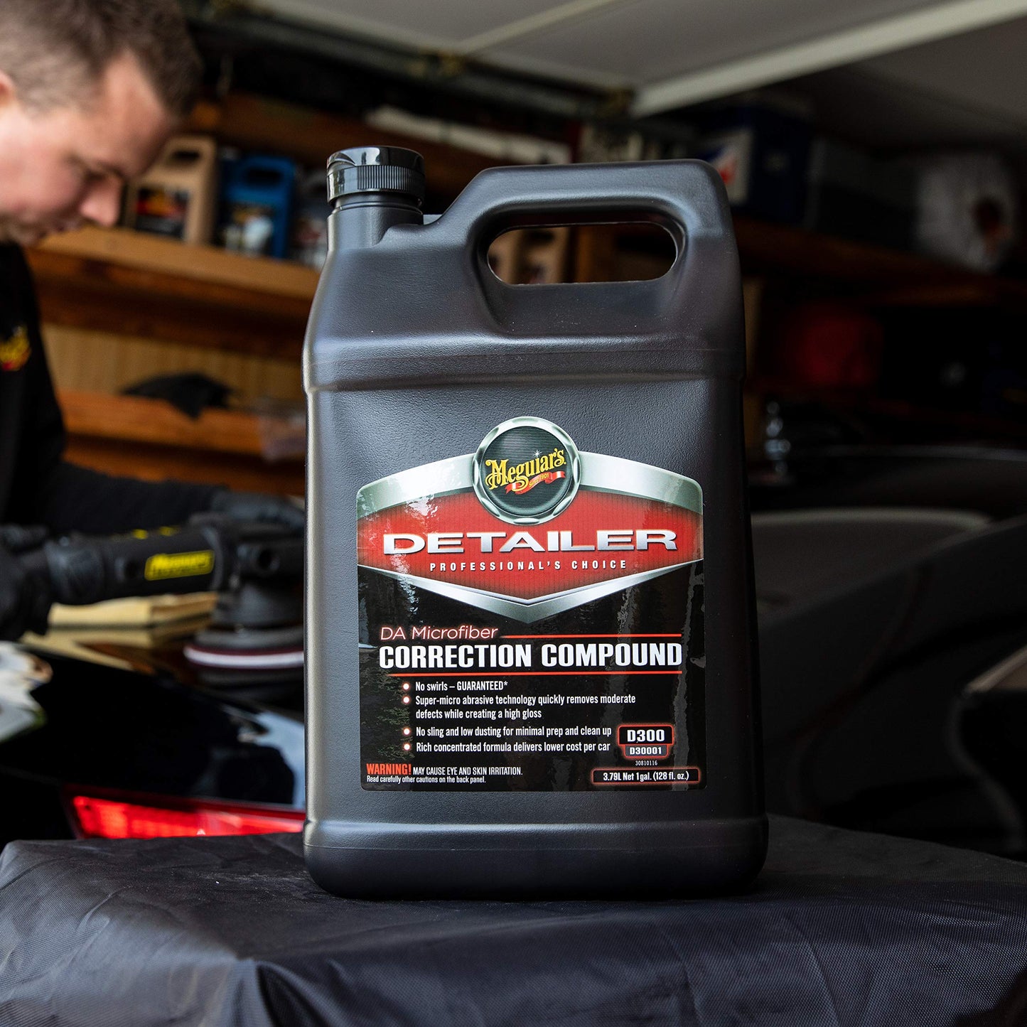 Meguiar's Microfiber Correction Compound - Advanced Polishing Solution for Removing Scratches, Swirls, and Oxidation, Ideal for Professional Detailers and Car Enthusiasts Alike